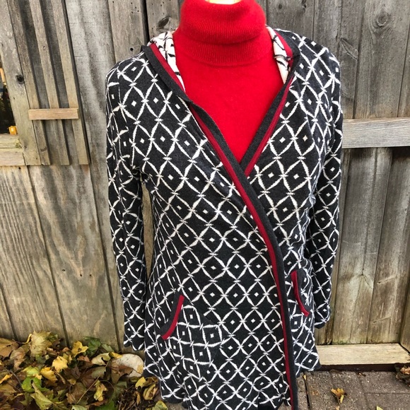 Belldini Sweater - Picture 8 of 16